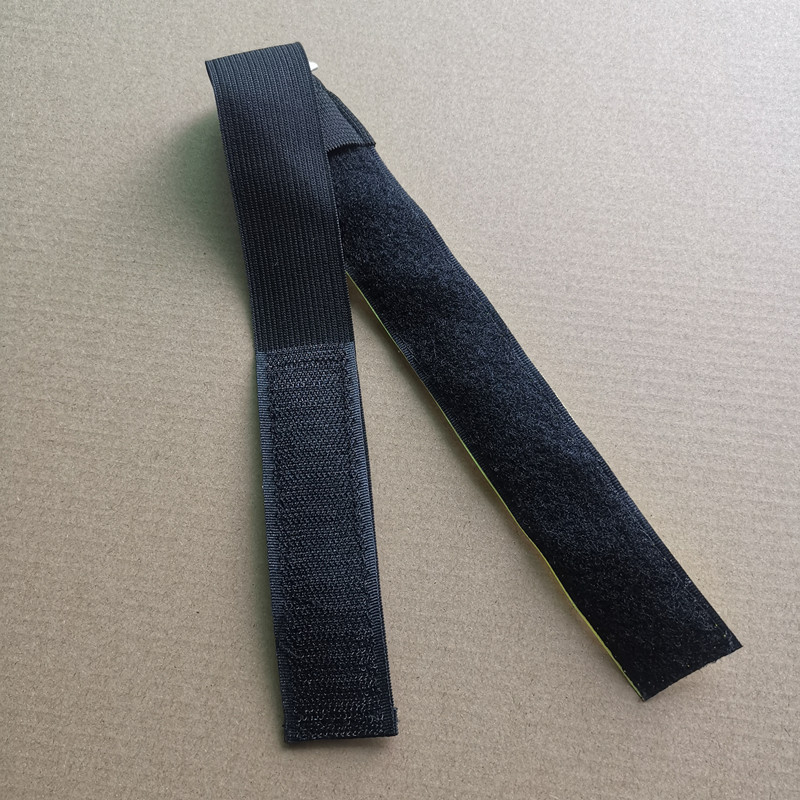 Adjustable Elastic & Hook-and-Loop Design